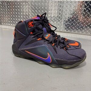 Size 8.5 - Nike LeBron 12 Instinct